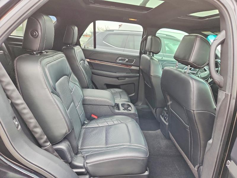 54500086 :رقم المزاد ، 1FM5K8HT7HGB13858 vin ، 2017 Ford Explorer مزاد بيع
