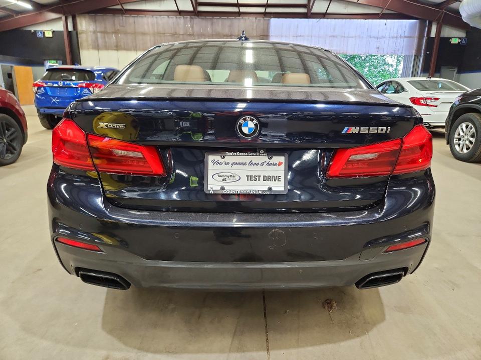 2018 Bmw M550i მანქანა იყიდება აუქციონზე, vin: WBAJB9C52JB035796, აუქციონის ნომერი: 54597356