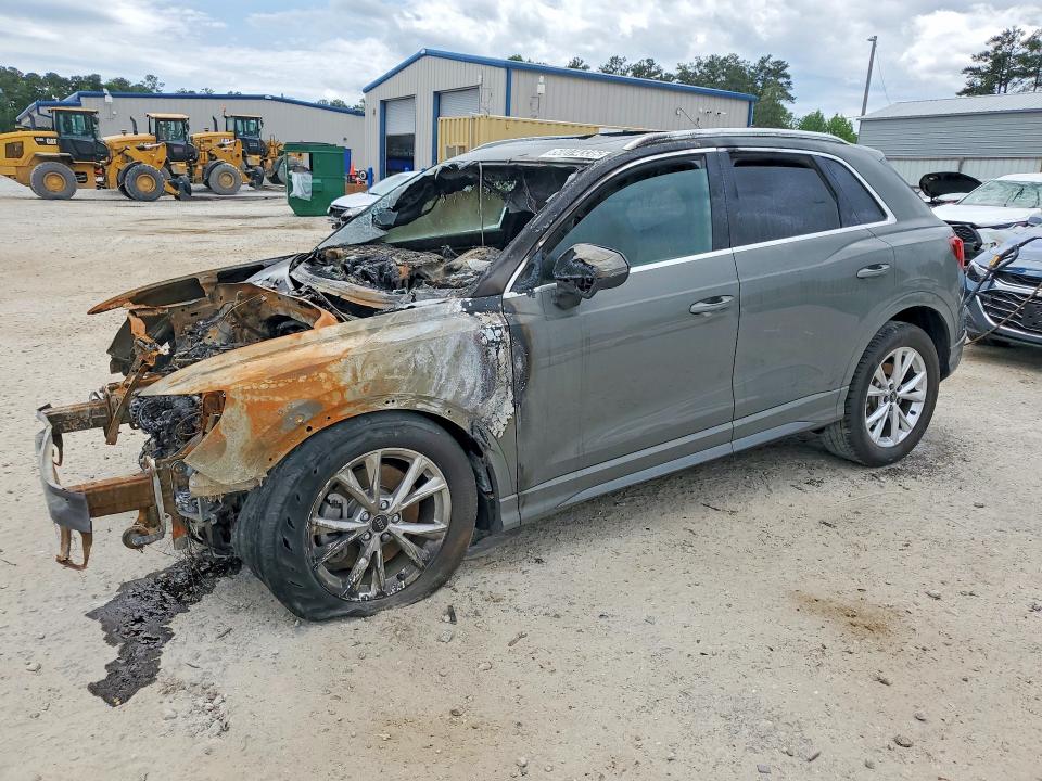 2025 Audi Q3 მანქანა იყიდება აუქციონზე, vin: WA1DECF36S1018130, აუქციონის ნომერი: 50074336
