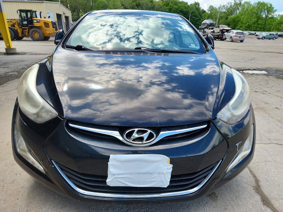 53926676 :رقم المزاد ، KMHDH4AE9FU235750 vin ، 2015 Hyundai Elantra مزاد بيع
