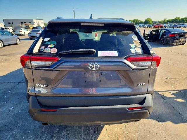 Продажа на аукционе авто 2021 Toyota Rav4, vin: 2T3W1RFV1MW106103, номер лота: 53327686