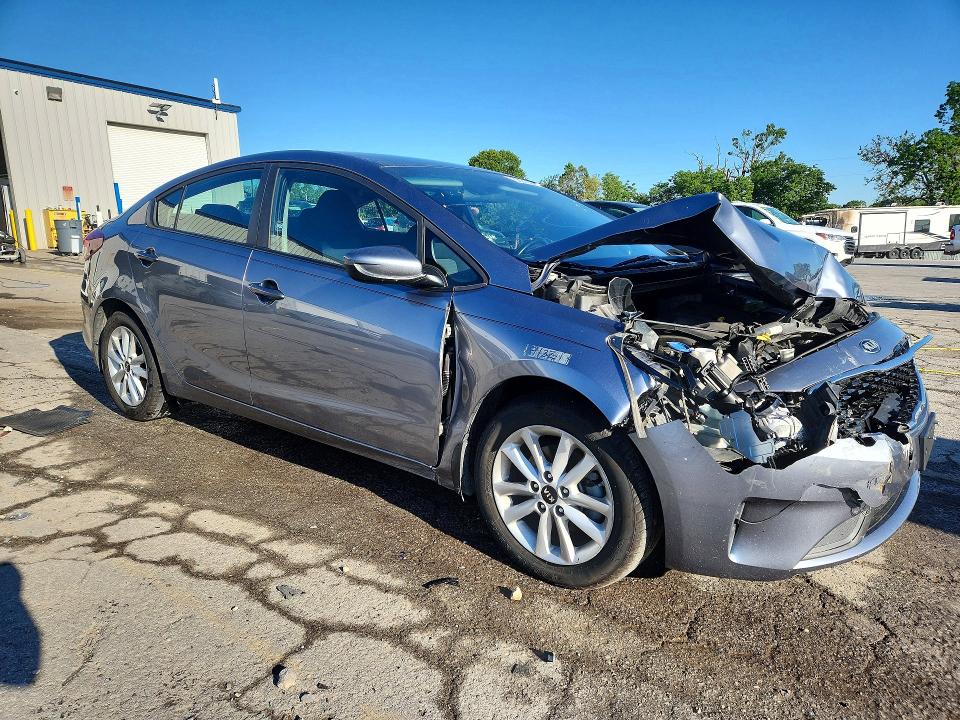 Продажа на аукционе авто 2017 Kia Forte, vin: 3KPFL4A7XHE105409, номер лота: 52079366