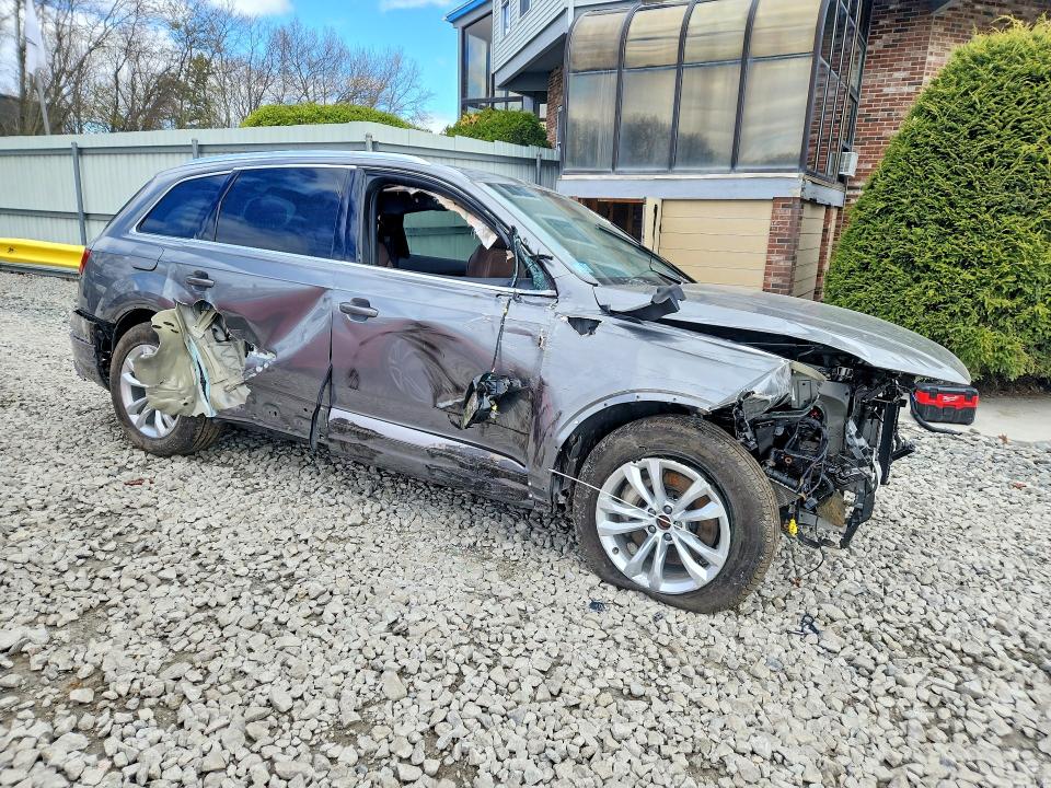 51347226 :رقم المزاد ، WA1LAAF70HD019277 vin ، 2017 Audi Q7 مزاد بيع