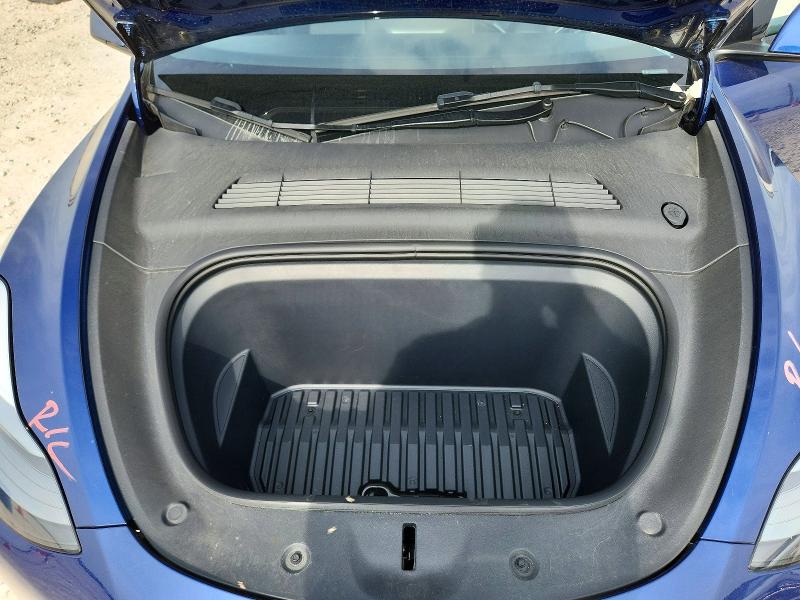 2023 Tesla Model Y მანქანა იყიდება აუქციონზე, vin: 7SAYGDEE4PA186597, აუქციონის ნომერი: 52599706