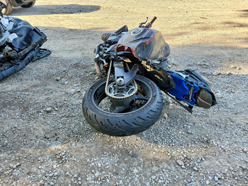 53693506 :رقم المزاد ، JS1GN7DA362106736 vin ، 2006 Suzuki Gsx-r1000 مزاد بيع