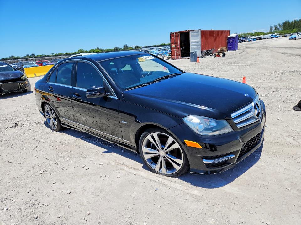 Продажа на аукционе авто 2012 Mercedes-benz C, vin: WDDGF4HB3CR209166, номер лота: 53968506