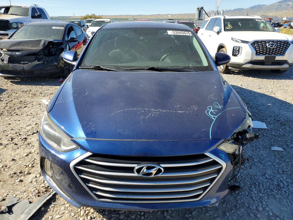 2017 Hyundai Elantra მანქანა იყიდება აუქციონზე, vin: 5NPD74LF9HH186589, აუქციონის ნომერი: 53945676
