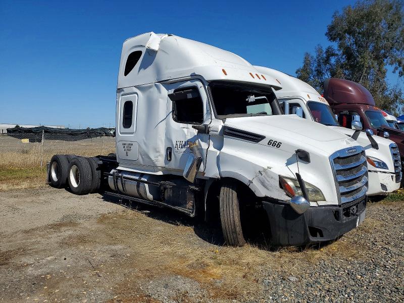 53085666 :رقم المزاد ، 3AKJHHDR3MSMA9319 vin ، 2021 Freightliner Cascadia 126 مزاد بيع