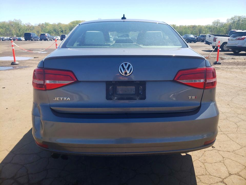 2015 Volkswagen Jetta მანქანა იყიდება აუქციონზე, vin: 3VWD17AJXFM225222, აუქციონის ნომერი: 52812866