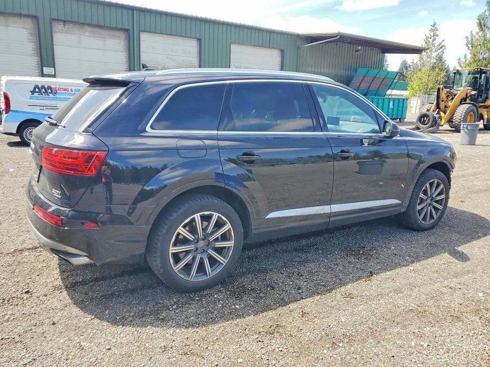 Продажа на аукционе авто 2017 Audi Q7, vin: WA1LAAF7XHD023661, номер лота: 53554166