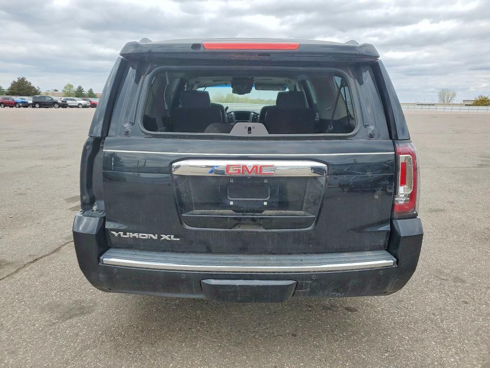 52531296 :رقم المزاد ، 1GKS1JKJ7FR647554 vin ، 2015 Gmc Yukon Xl مزاد بيع