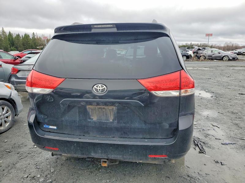 2012 Toyota Sienna მანქანა იყიდება აუქციონზე, vin: 5TDZK3DC9CS177297, აუქციონის ნომერი: 51796686