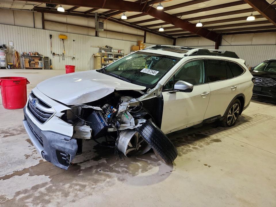 51767546 :رقم المزاد ، 4S4BTGPD3N3182666 vin ، 2022 Subaru Outback مزاد بيع