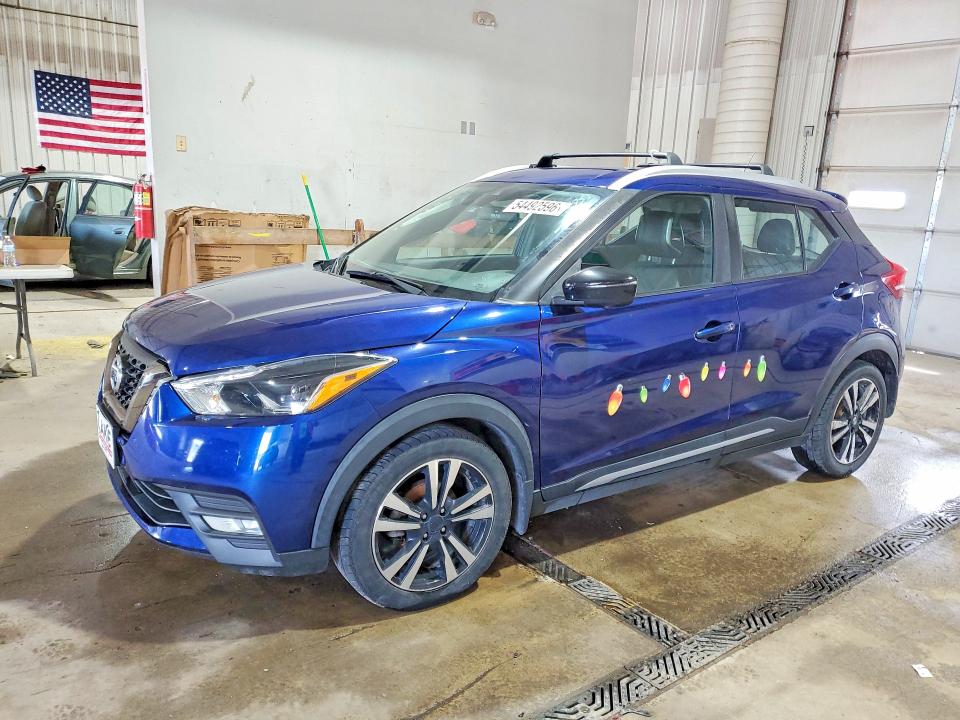 54492596 :رقم المزاد ، 3N1CP5DV8LL492704 vin ، 2020 Nissan Kicks مزاد بيع