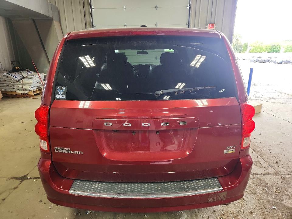 2015 Dodge Grand Caravan მანქანა იყიდება აუქციონზე, vin: 2C4RDGCG8FR612118, აუქციონის ნომერი: 54523376