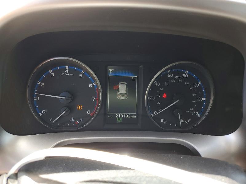 Продаж на аукціоні авто 2017 Toyota Rav4, vin: JTMRFREV4HD203671, номер лоту: 52203216