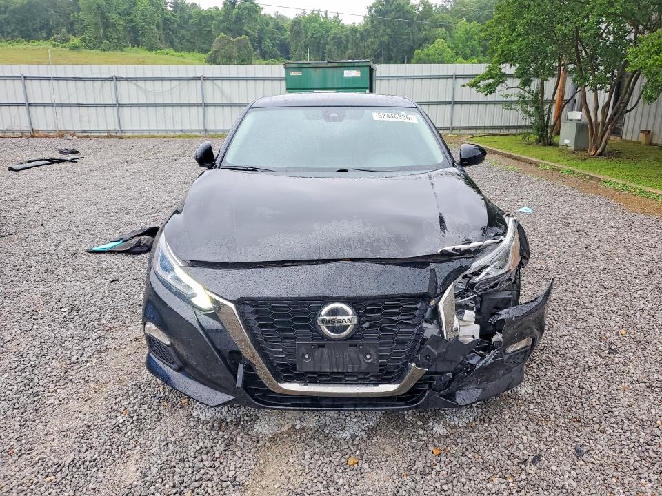 52446836 :رقم المزاد ، 1N4BL4CV9NN423366 vin ، 2022 Nissan Altima مزاد بيع