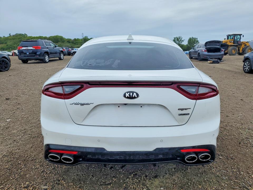 2019 Kia Stinger მანქანა იყიდება აუქციონზე, vin: KNAE35LC8K6045605, აუქციონის ნომერი: 53624666