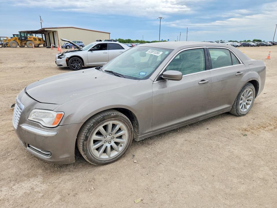 52881056 :رقم المزاد ، 2C3CCAAG5EH272802 vin ، 2014 Chrysler 300 مزاد بيع