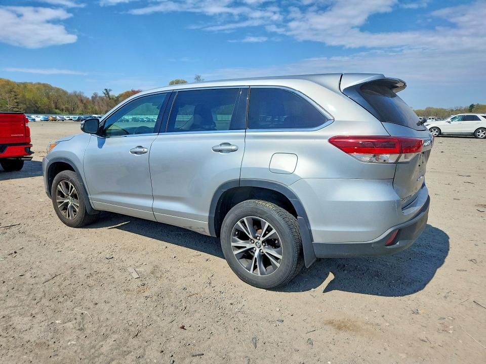48498776 :رقم المزاد ، 5TDBZRFH3HS406511 vin ، 2017 Toyota Highlander مزاد بيع