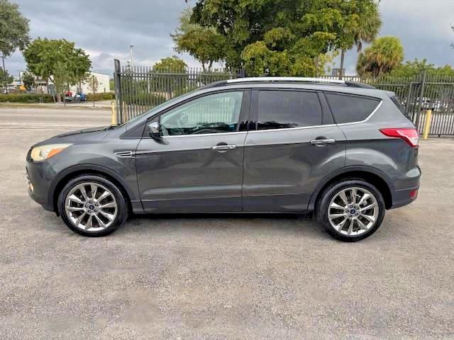 2016 Ford Escape მანქანა იყიდება აუქციონზე, vin: 1FMCU0GX4GUC35892, აუქციონის ნომერი: 55032546
