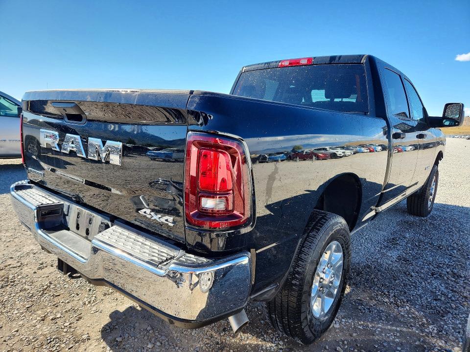 53842956 :رقم المزاد ، 3C6UR5DJ3TG197700 vin ، 2026 Ram 2500 مزاد بيع