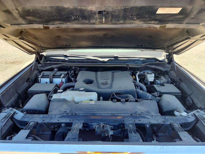 Продажа на аукционе авто 2022 Toyota Tundra, vin: 5TFMA5DB8NX016100, номер лота: 54432406