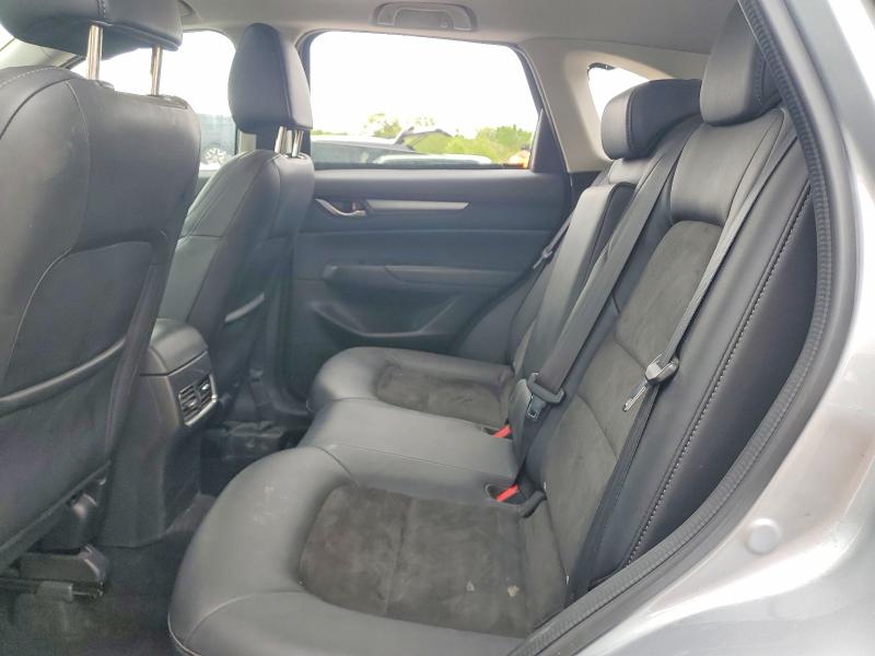 Продажа на аукционе авто 2019 Mazda Cx-5, vin: JM3KFBCM8K0515405, номер лота: 53272216