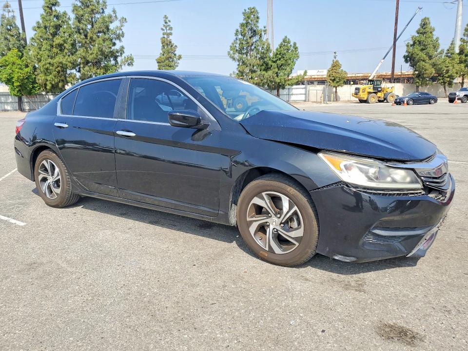 Auction sale of the 2017 Honda Accord, vin: 1HGCR2F31HA243372, lot number: 51917206