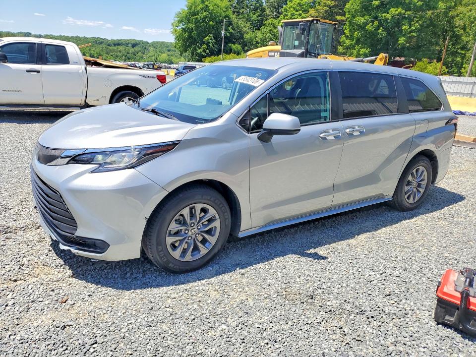 2022 Toyota Sienna მანქანა იყიდება აუქციონზე, vin: 5TDKRKEC9NS115746, აუქციონის ნომერი: 53803106