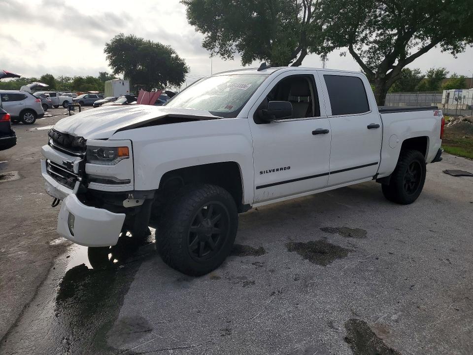 55133886 :رقم المزاد ، 3GCUKSECXHG320573 vin ، 2017 Chevrolet Silverado مزاد بيع