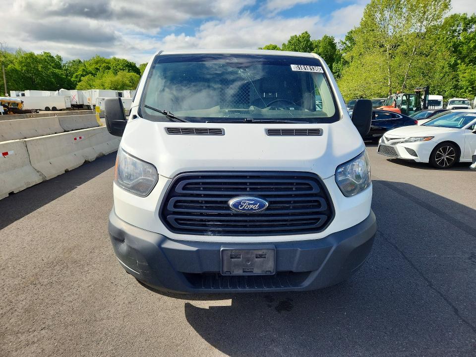 51818136 :رقم المزاد ، 1FTYR1YM9KKA45676 vin ، 2019 Ford Transit مزاد بيع