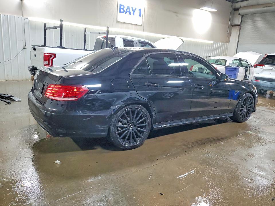 51880116 :رقم المزاد ، WDDHF8JB4GB283524 vin ، 2016 Mercedes-benz E مزاد بيع