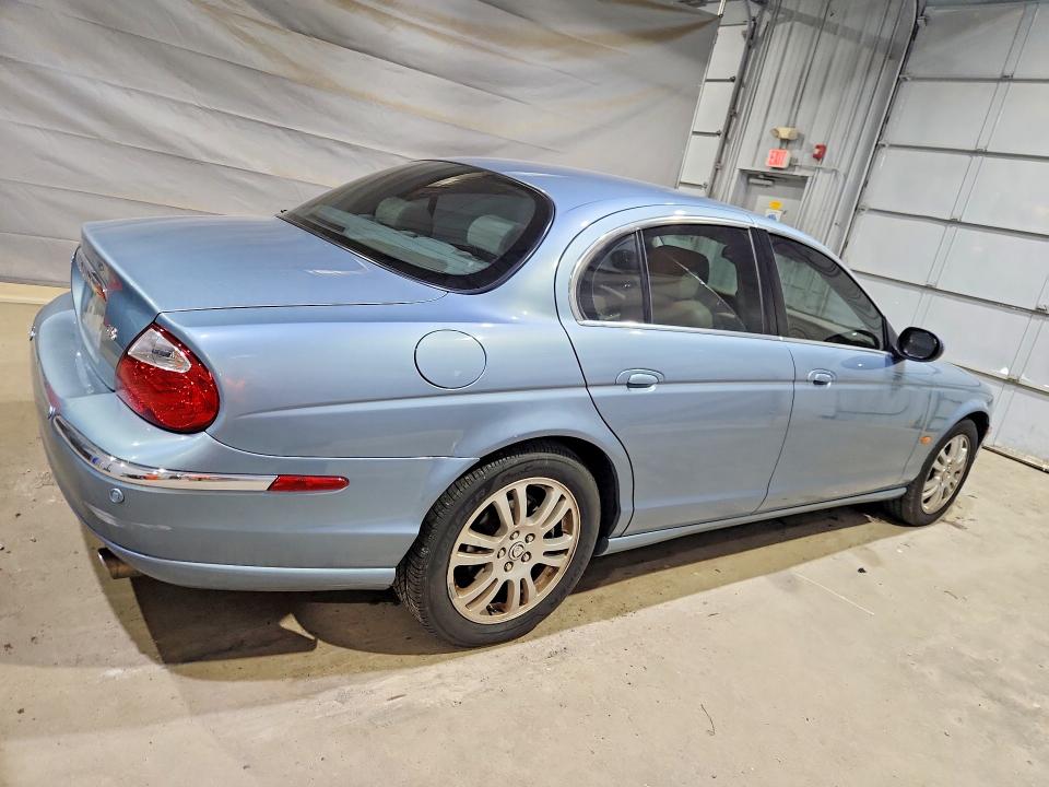 2003 Jaguar S-type მანქანა იყიდება აუქციონზე, vin: SAJEA01U93HM92992, აუქციონის ნომერი: 52322686