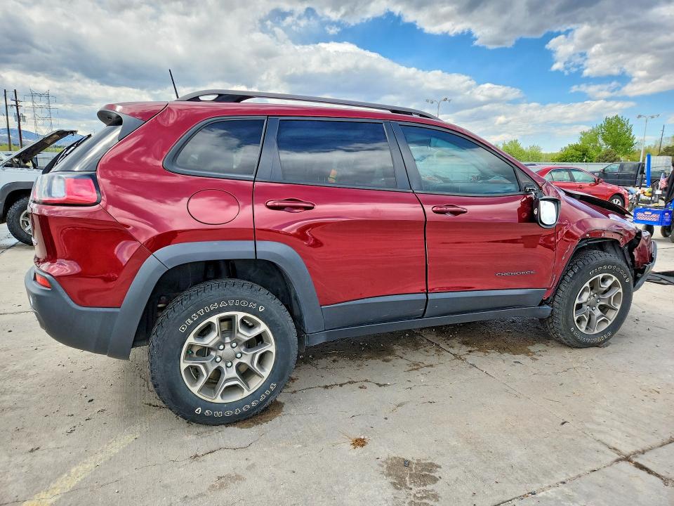 52535276 :رقم المزاد ، 1C4PJMBN3LD635173 vin ، 2020 Jeep Cherokee مزاد بيع