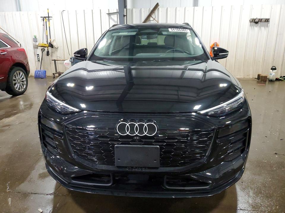 2025 Audi Q6 E-tron მანქანა იყიდება აუქციონზე, vin: WA124BGF3SA018020, აუქციონის ნომერი: 54166386