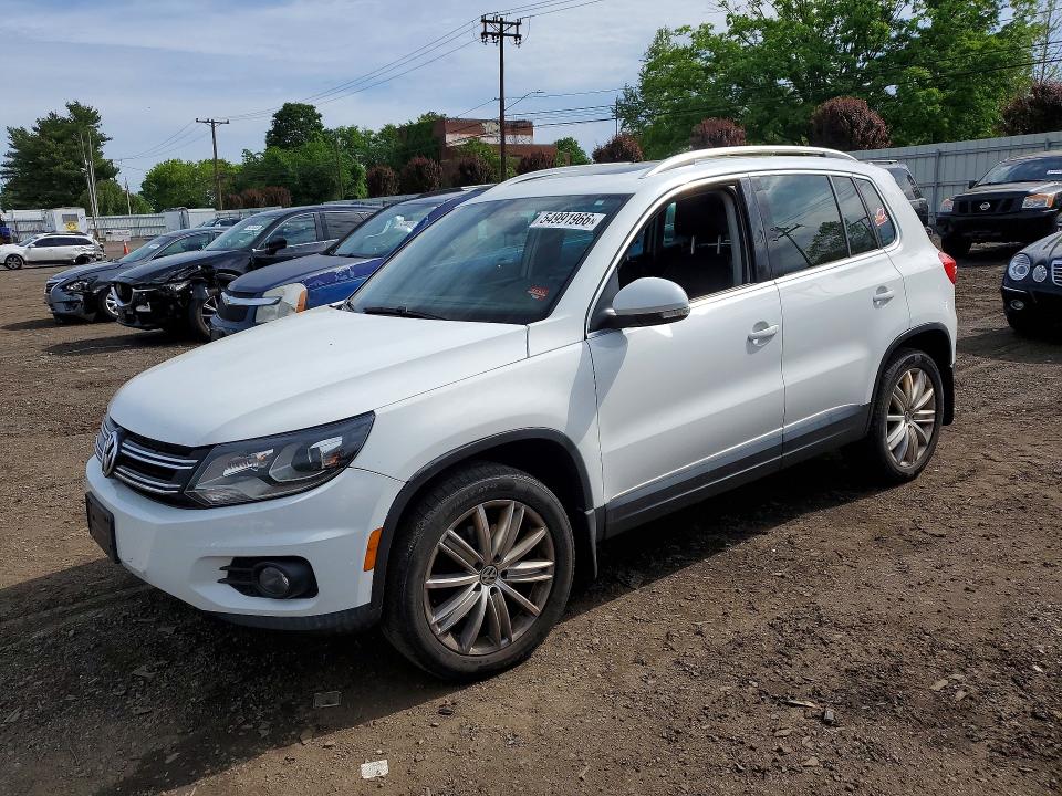 2016 Volkswagen Tiguan მანქანა იყიდება აუქციონზე, vin: WVGBV7AXXGW548041, აუქციონის ნომერი: 54991966