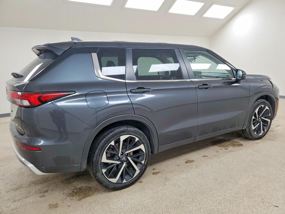 55081976 :رقم المزاد ، JA4J3VA88RZ069941 vin ، 2024 Mitsubishi Outlander مزاد بيع