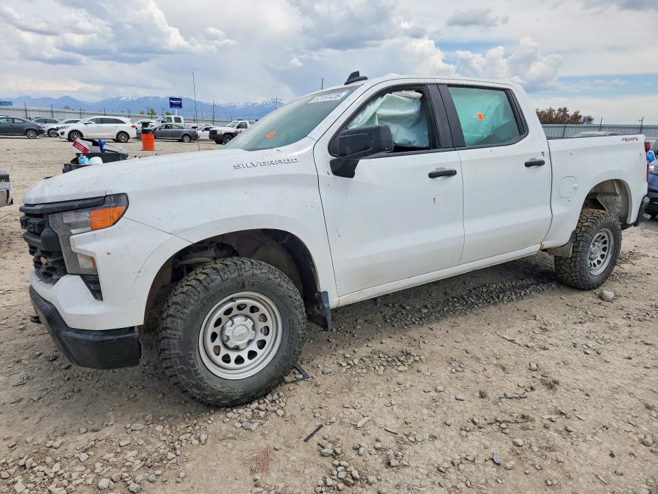 Продажа на аукционе авто 2024 Chevrolet Silverado, vin: 2GCUDAED8R1210273, номер лота: 52151426
