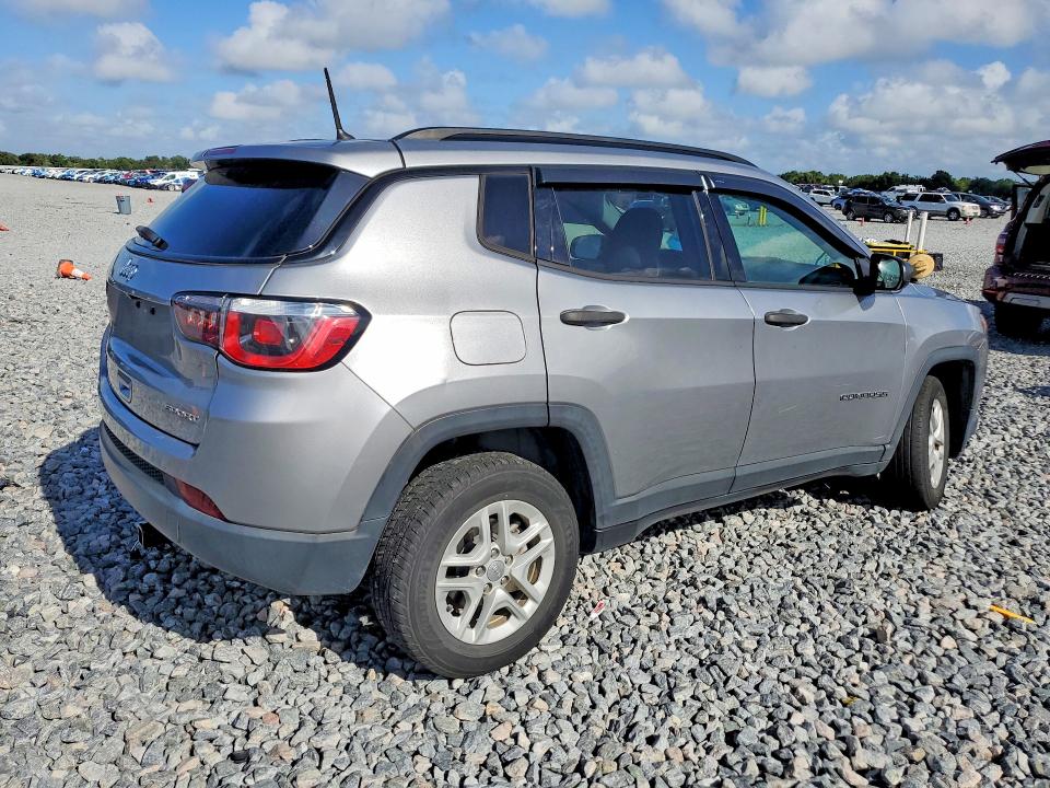 2018 Jeep Compass მანქანა იყიდება აუქციონზე, vin: 3C4NJDAB6JT422806, აუქციონის ნომერი: 54159236