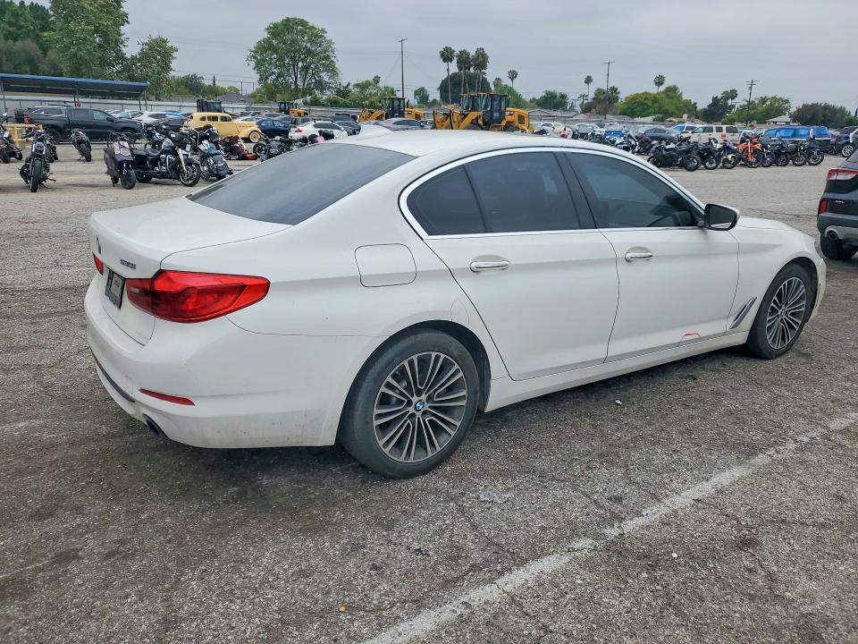 54001196 :رقم المزاد ، WBAJA5C54JG898419 vin ، 2018 Bmw 530 مزاد بيع