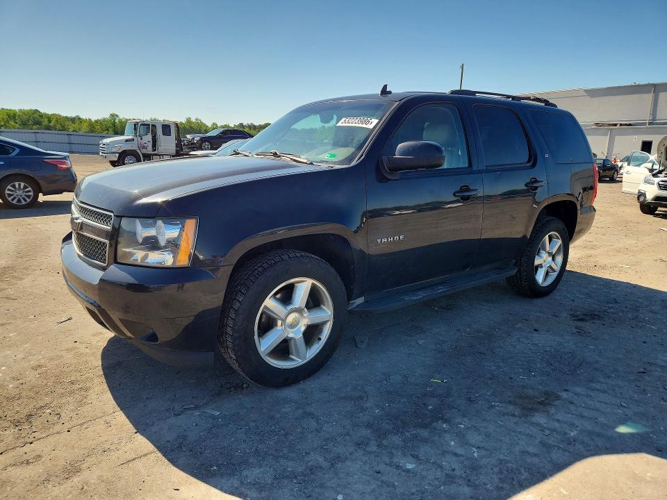 53223986 :رقم المزاد ، 1GNSKBE02BR244892 vin ، 2011 Chevrolet Tahoe مزاد بيع