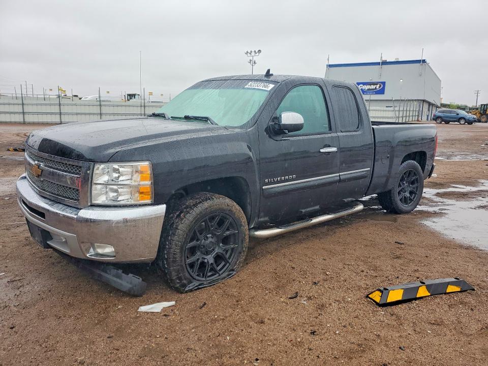 52233766 :رقم المزاد ، 1GCRCSE07DZ407091 vin ، 2013 Chevrolet Silverado مزاد بيع