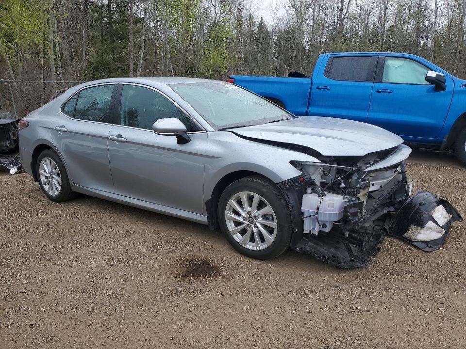 52352146 :رقم المزاد ، 4T1C31AK2PU058250 vin ، 2023 Toyota Camry مزاد بيع