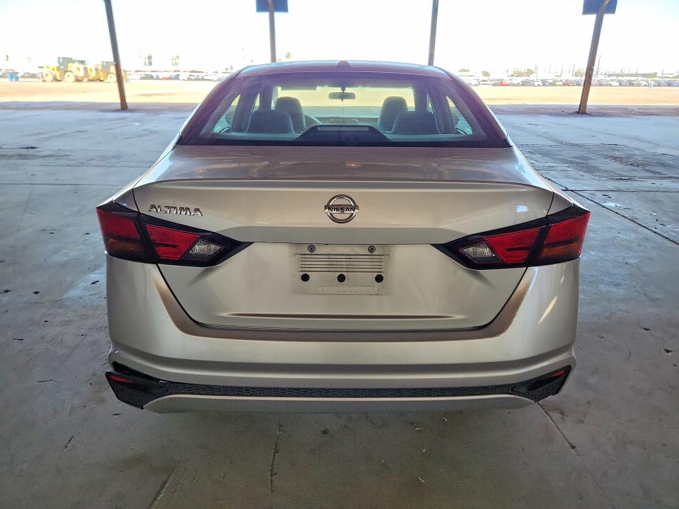 54022456 :رقم المزاد ، 1N4BL4BV6KC125690 vin ، 2019 Nissan Altima مزاد بيع