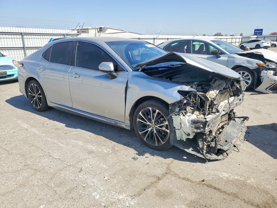 Продаж на аукціоні авто 2020 Toyota Camry, vin: 4T1G11AK0LU958064, номер лоту: 51919136