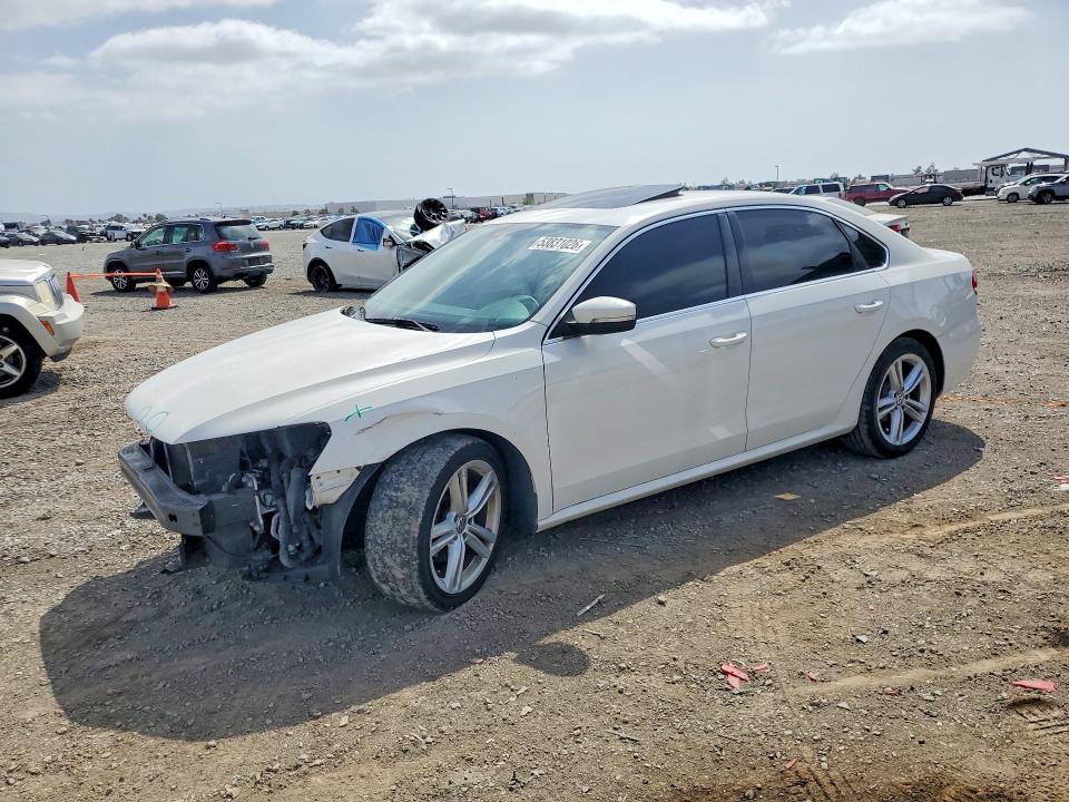 53831026 :رقم المزاد ، 1VWBT7A34EC089544 vin ، 2014 Volkswagen Passat مزاد بيع