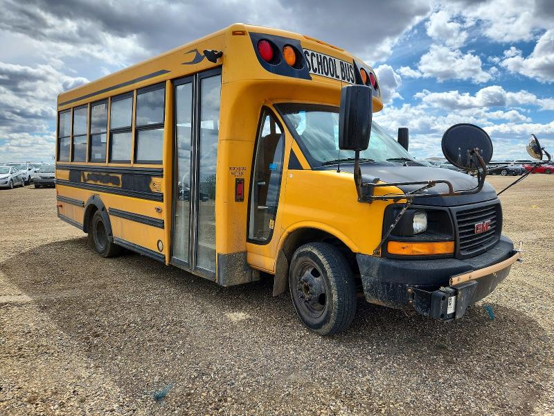 2011 Gmc Micro Bird G3500 მანქანა იყიდება აუქციონზე, vin: 1GD373BG4B1172366, აუქციონის ნომერი: 52350156