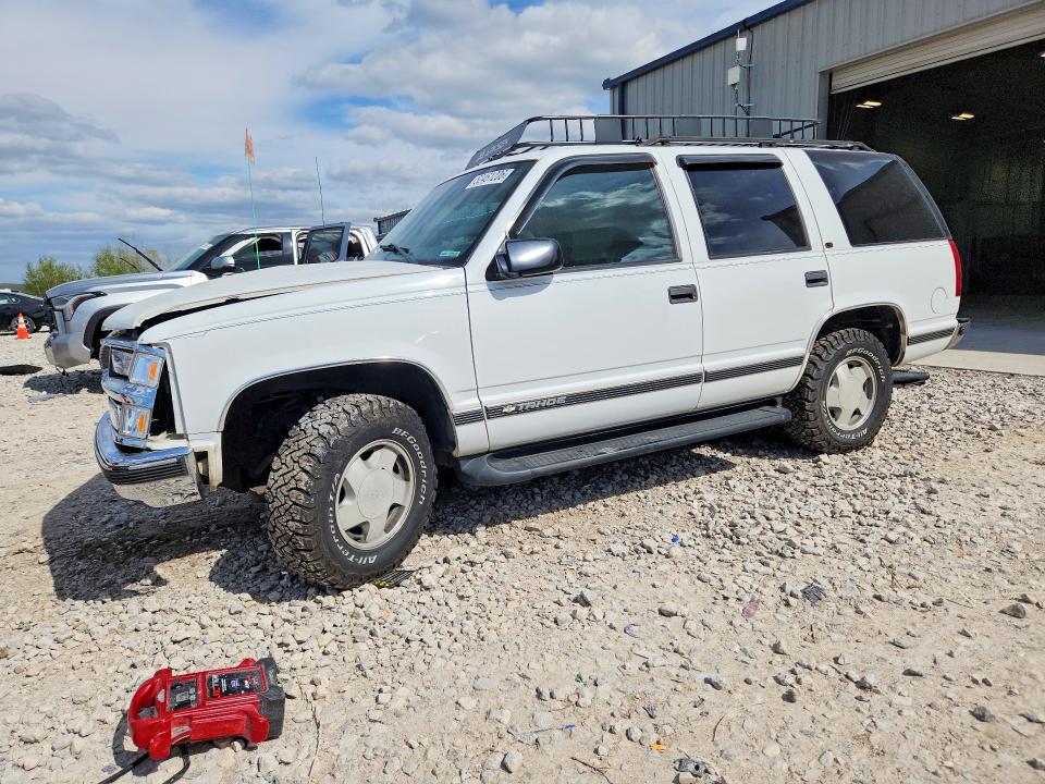 Продажа на аукционе авто 1998 Chevrolet Tahoe, vin: 1GNEK13R8WJ313548, номер лота: 52461206