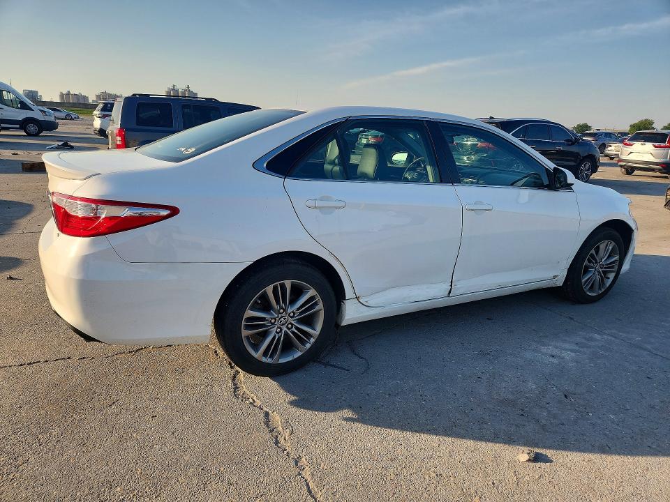 2017 Toyota Camry მანქანა იყიდება აუქციონზე, vin: 4T1BF1FK4HU430572, აუქციონის ნომერი: 53733446